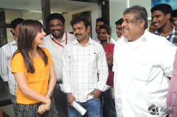 Samantha at Attarintiki Daredi 50 days Charity Pressmeet